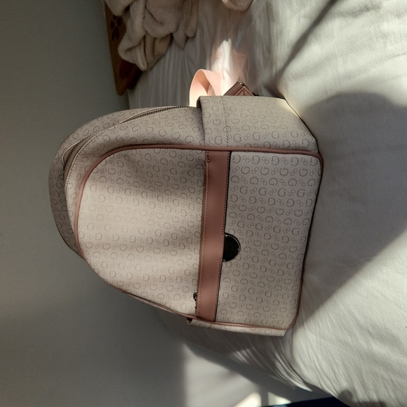 Guess Handbags - Guess Purse Bag